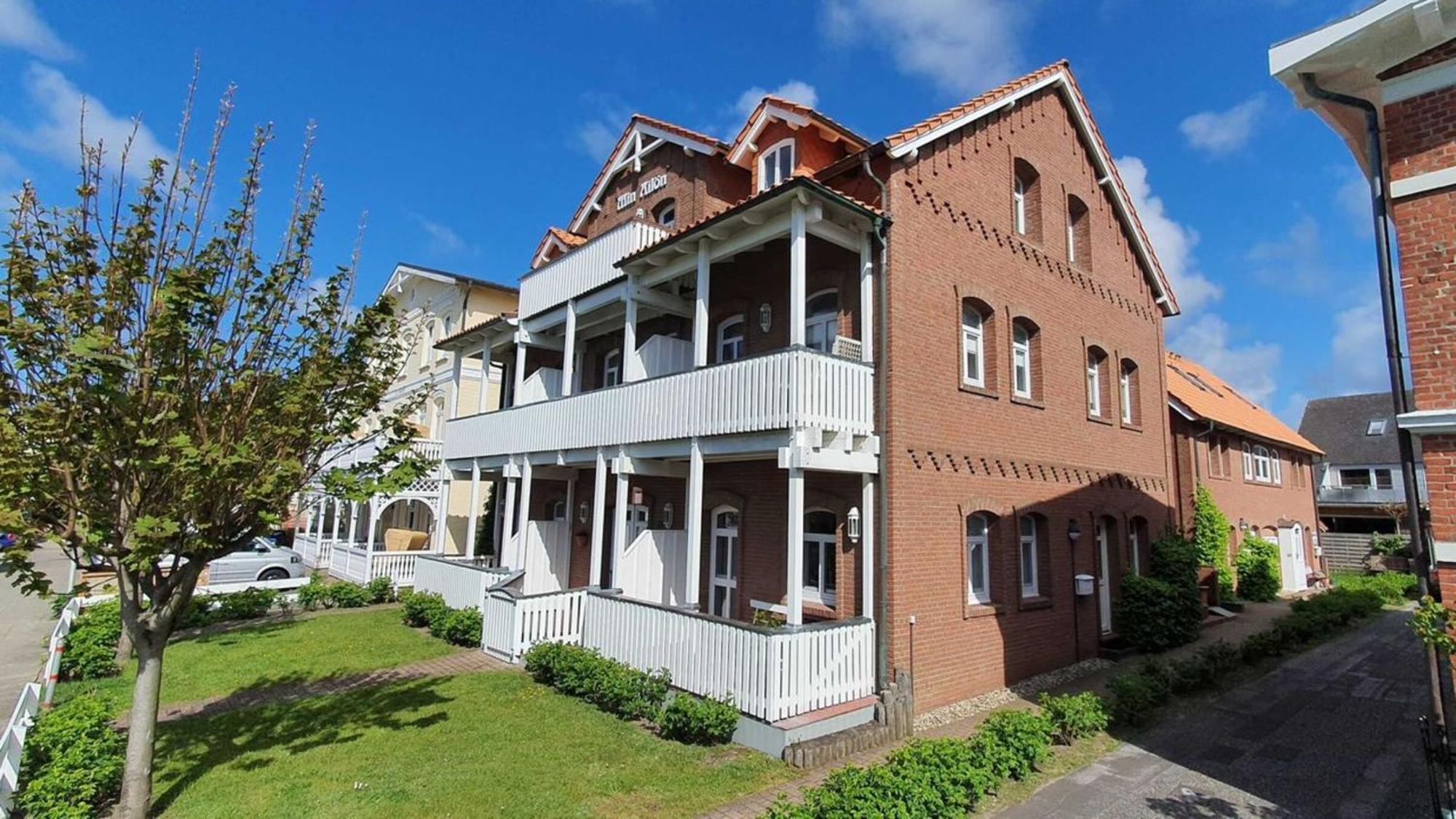 Min Ailoen Min Ailoen10 Apartment